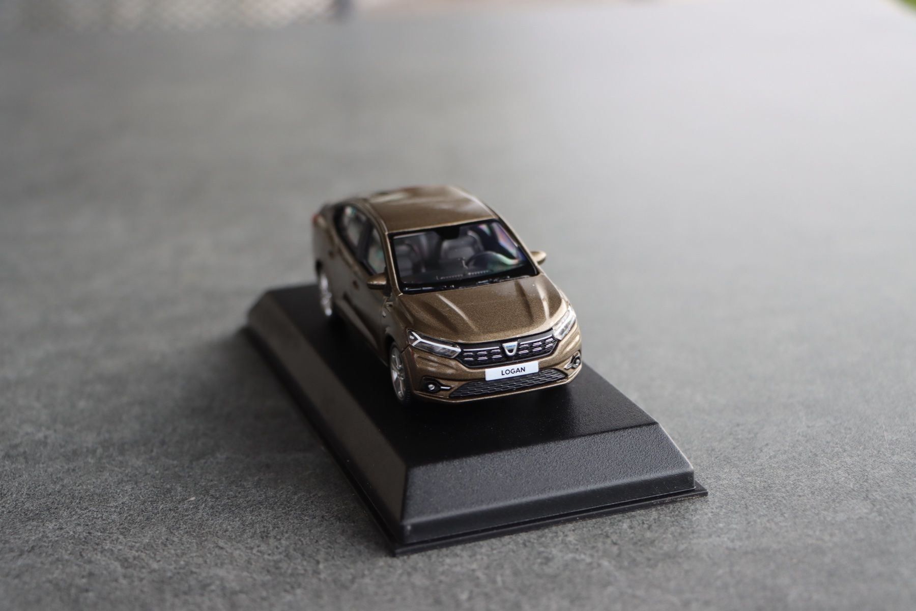 Modellini d'auto: Dacia Logan 2021 1:43 Norev – Nuovo e nell'imballaggio originale da Bühl b.Aarberg venduto da modelldiecast 9