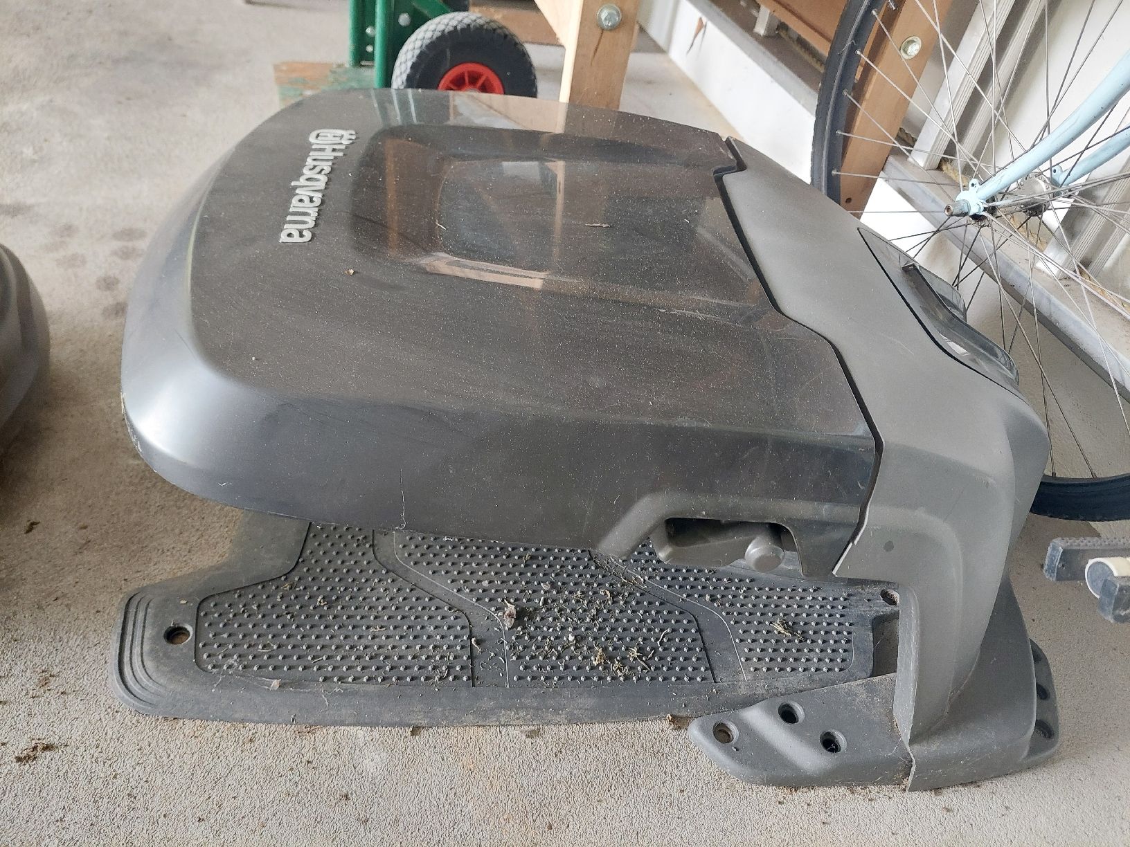 Husqvarna Rasenmäher: Automower Husqvarna 310 – Gebraucht aus Jona von eil_tf8v 2