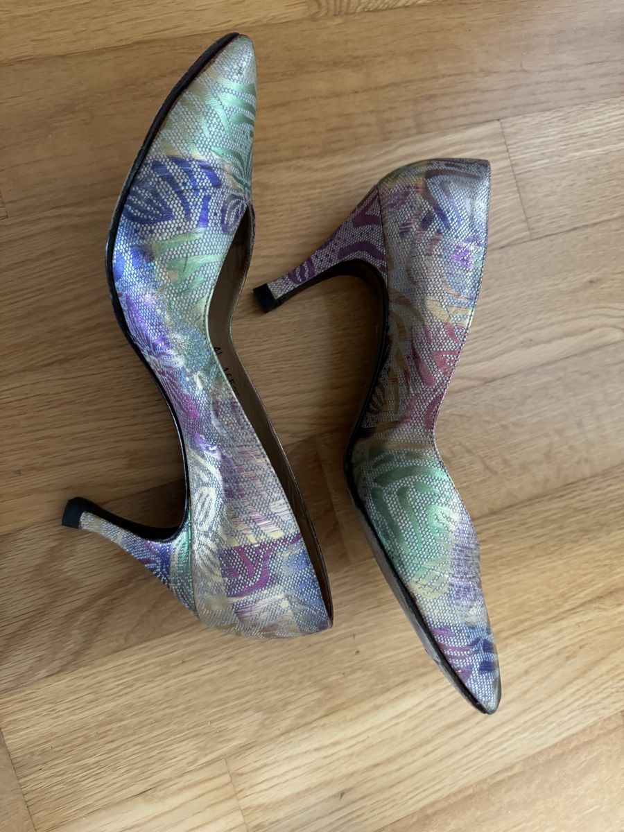 Stuart Weitzman Scarpe da donna: Stuart Weitzman Pumps Gr. 38.5 Vintage bunt – Usato da Lanzenhäusern venduto da Galaa 4