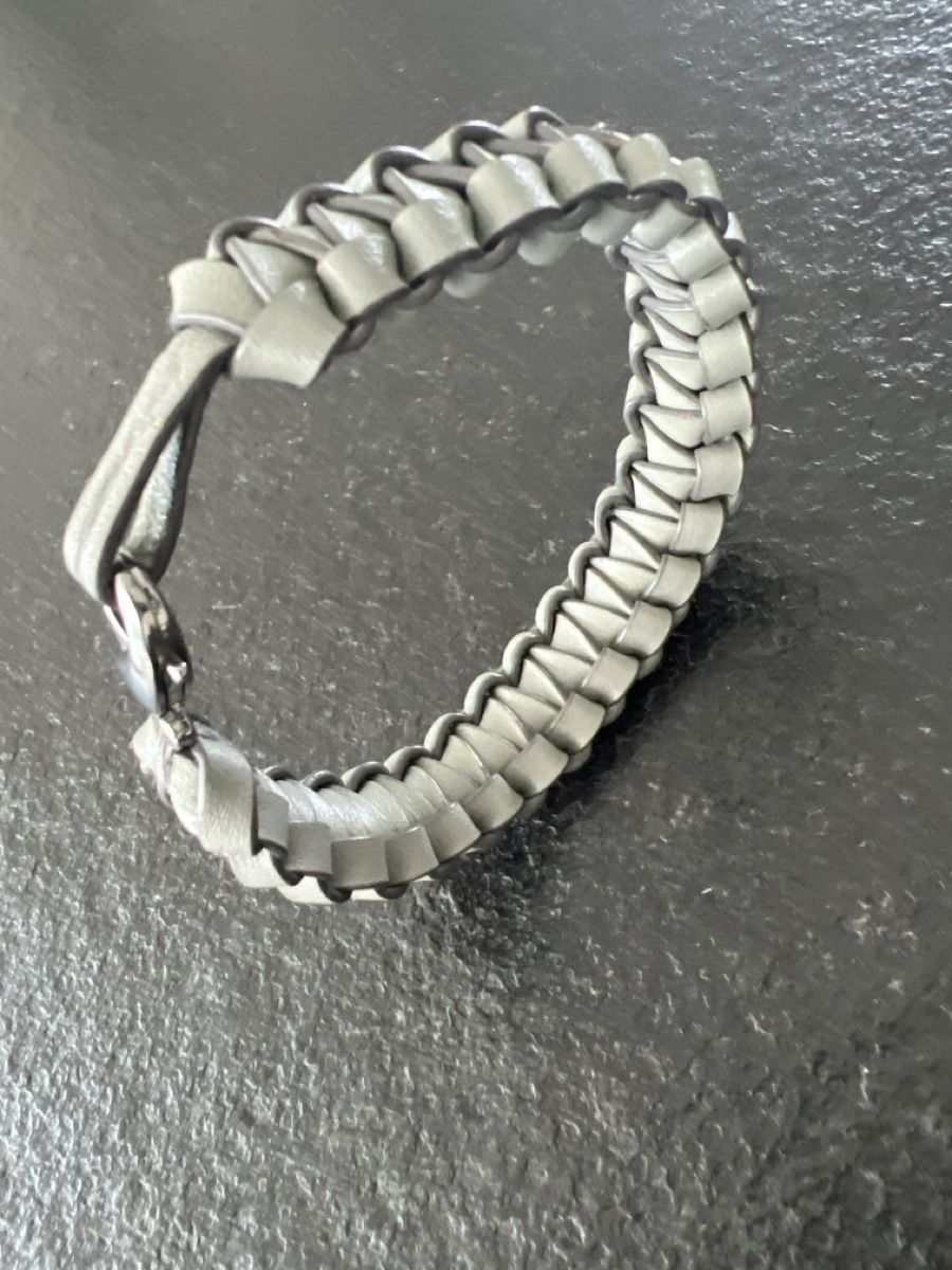 Bracciali & Braccialetti: Echt Leder Armband (Hellgrau) – Nuovo (secondo la descrizione) da HORGEN venduto da vladibarca10 2