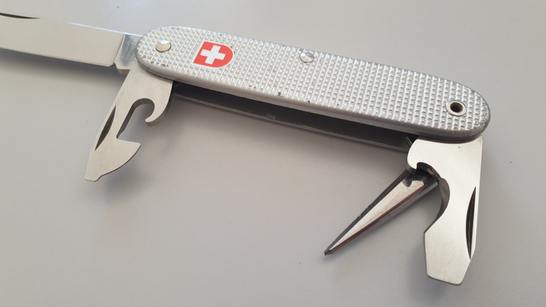 Wenger Coltelli tascabile: 90 Wenger Militar Alox Sackmesser – Usato da Val D Illiez venduto da SnowRoof 1