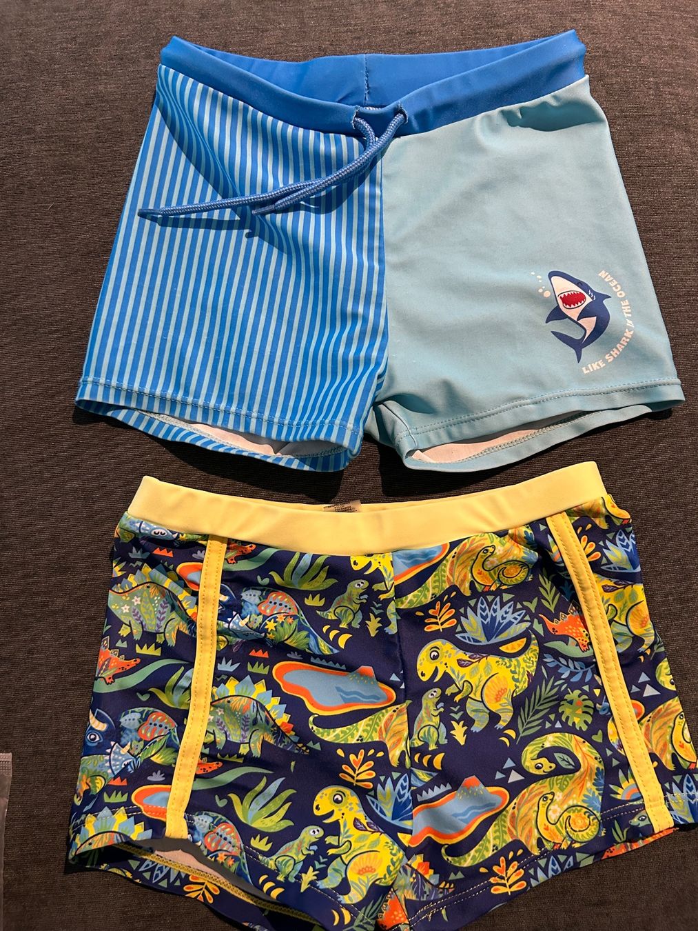 Badehosen: Kinderkleiderpaket Badekleider Gr. 116-122 – Gebraucht aus Boniswil von sim_7zhp 3