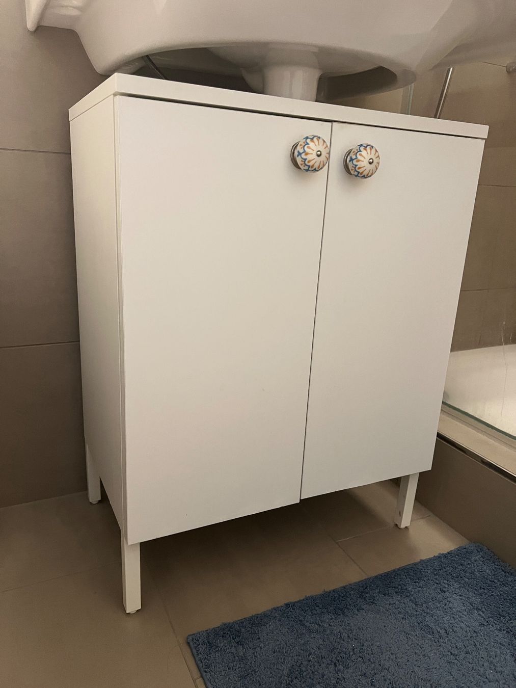 Ikea Badezimmermöbel: Waschbeckenunterschrank – Gebraucht aus Zürich von mara.g
