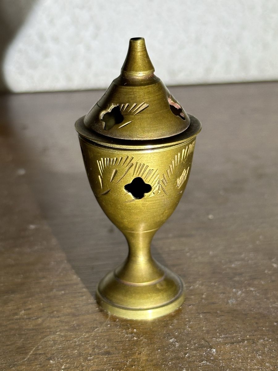 Tutte le decorazioni: Brûle encens – Usato da St-Maurice venduto da Gigione01