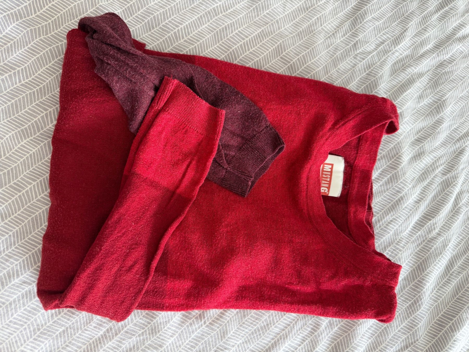 Pullover & Sweatshirts: Damen Pullover Mustang rot Grösse S – Gebraucht aus Adliswil von StyleAgain 1