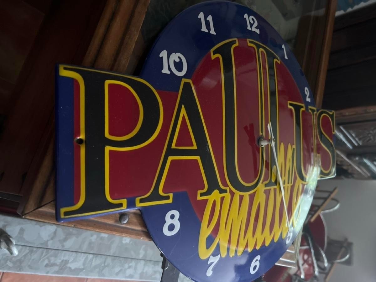 Schilder: Emailschild mit Uhr "Paulus" – Gebraucht aus Mellingen von Oelquelle 1