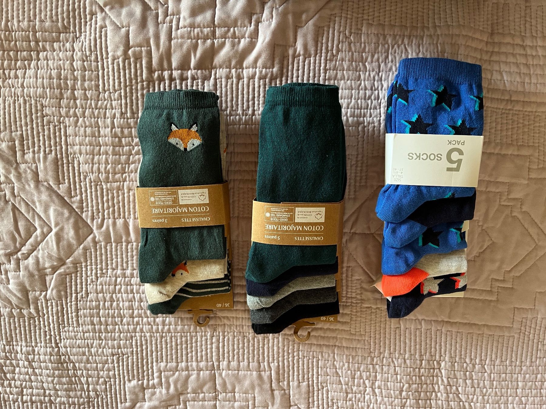 Socken: Dreizehn Paar Neue Damen Socken- – Neu und originalverpackt aus Wettingen von epe_9vbf