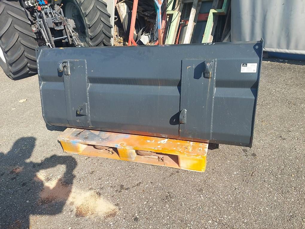 Trattori: Traktor/ Frontlader-Schaufel 160 cm – Usato da Matzingen venduto da Traktorenreich 1