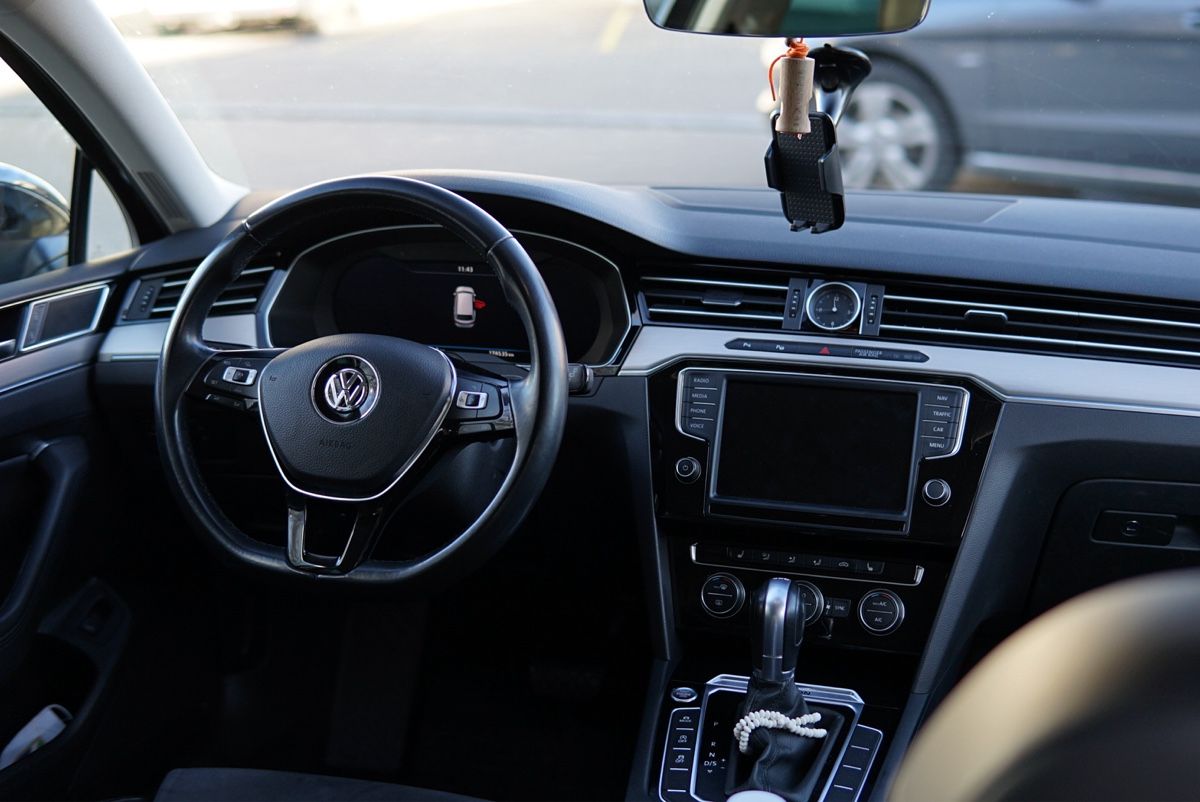 VW Automobili: VW PassatV 2.0 TDI 4M – Nuovo (secondo la descrizione) da Zürich venduto da Nihad09 2