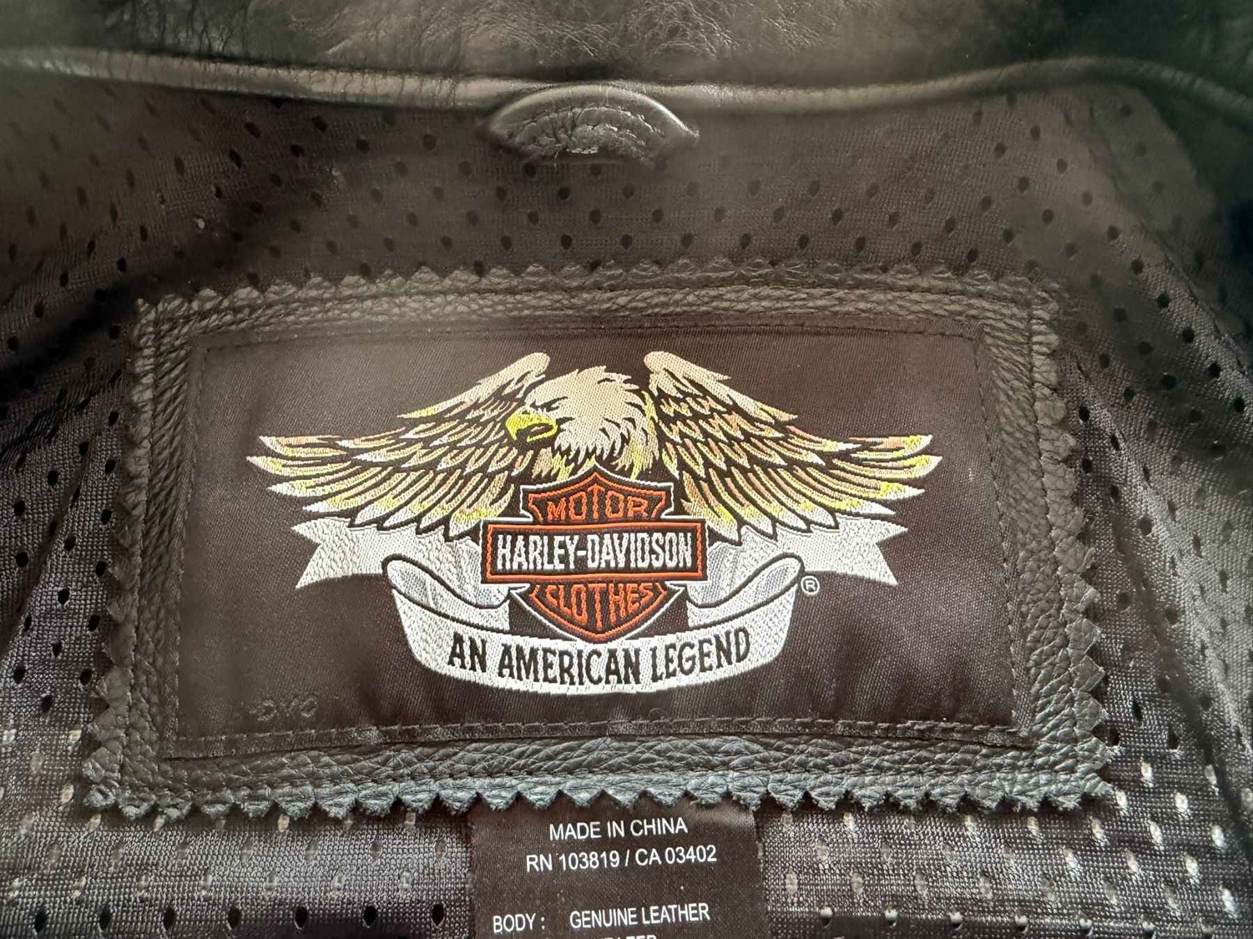 Harley-Davidson Giacche: Harley Davidson 3-teilige Lederjacke Grösse L – Nuovo (secondo la descrizione) da Büron venduto da 009001 3