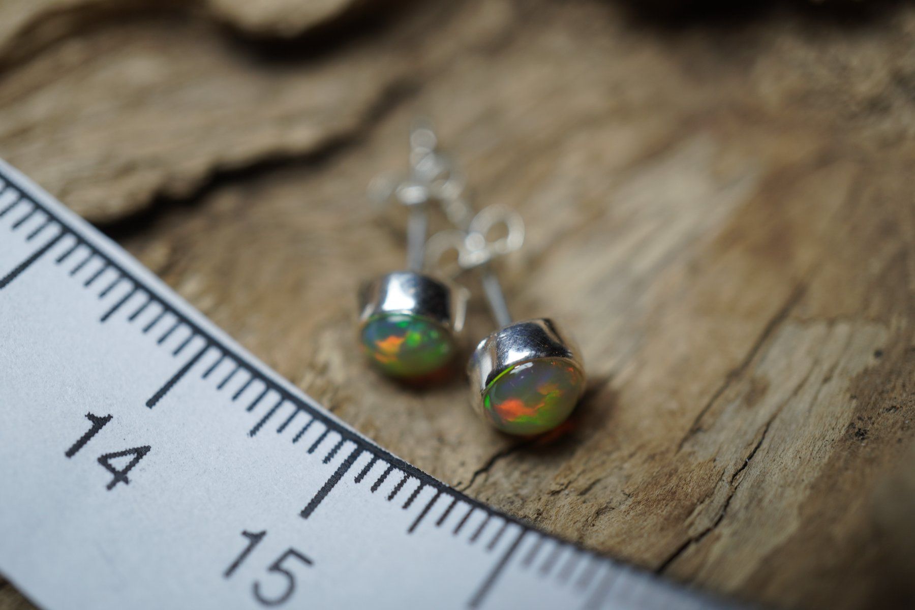 Orecchini pendenti & Orecchini a lobo: Opal   Rund   5mm  Farbig  Ohrstecker   925 Silber – Nuovo e nell'imballaggio originale da Balgach venduto da top_silver 1