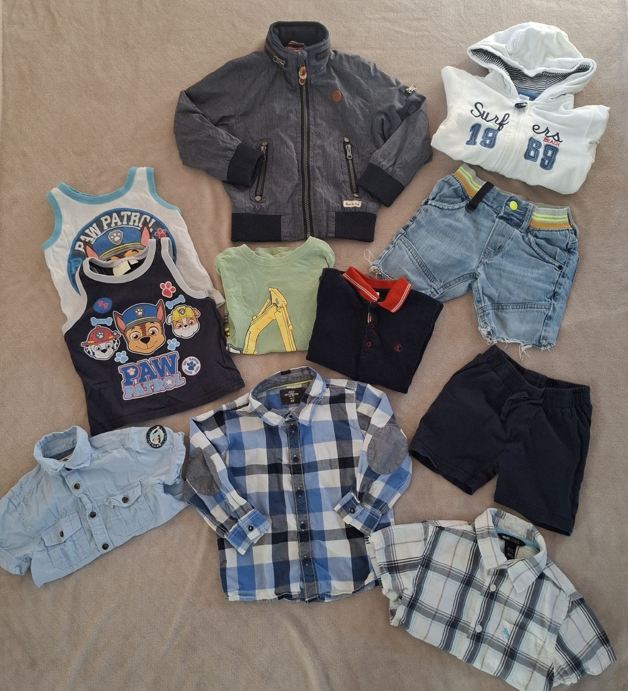 Lotti & Set di vestiti: Kinder Kleider Paket, Grösse 92 – Usato da Bolken venduto da nova88