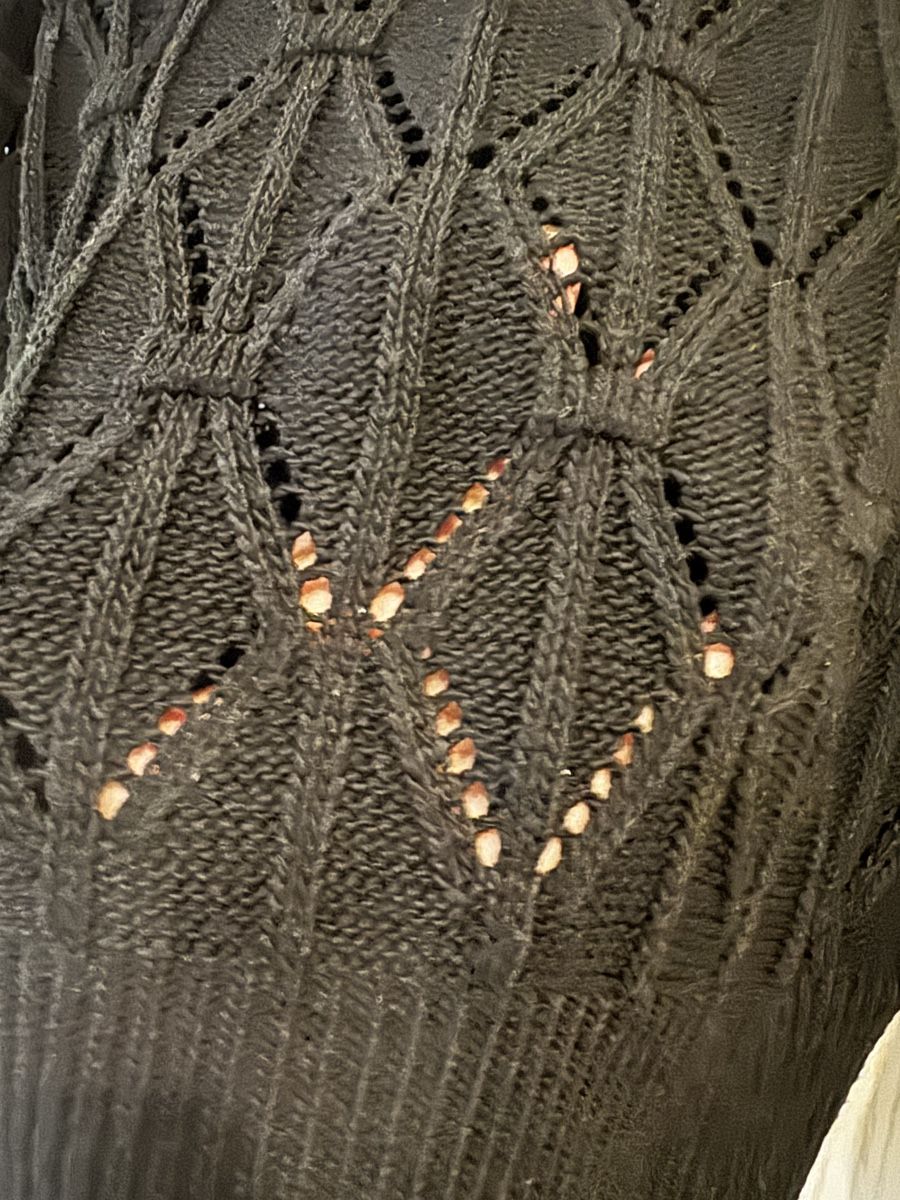 Maglioni & Felpe: Damen Pullover Today schwarz Lochmuster Grösse S – Nuovo (secondo la descrizione) da Wermatswil venduto da -secondchance- 1
