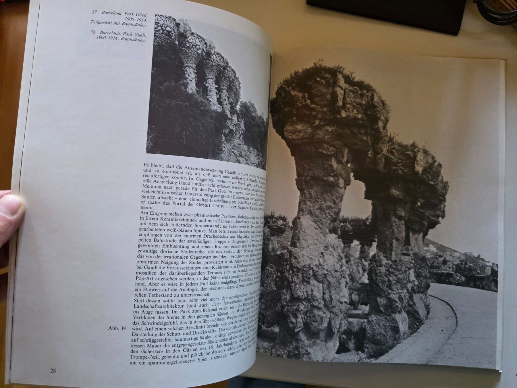 Libri: Antoni Gaudi - Gestalter unserer Zeit - 1969 – Usato da Walterswil BE venduto da Lonitti 7