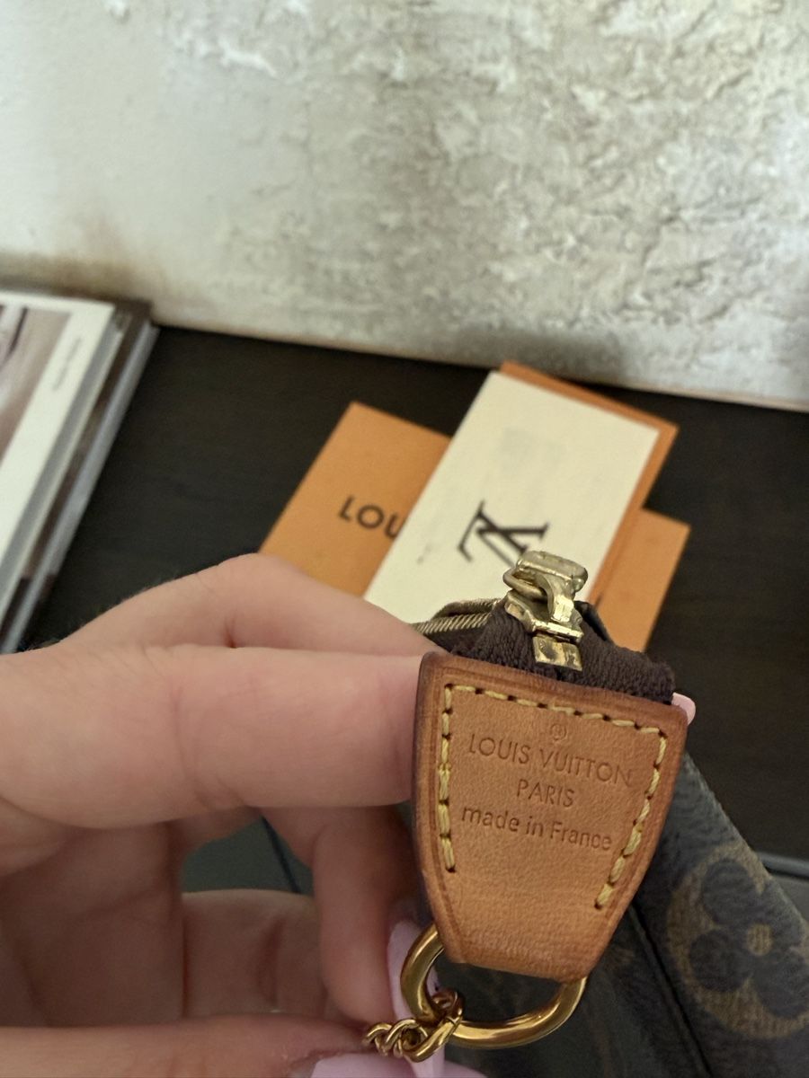 Louis Vuitton Borse da donna: Louis Vuitton Mini Pochette  – Usato da Zürich venduto da ale_6wkr 2