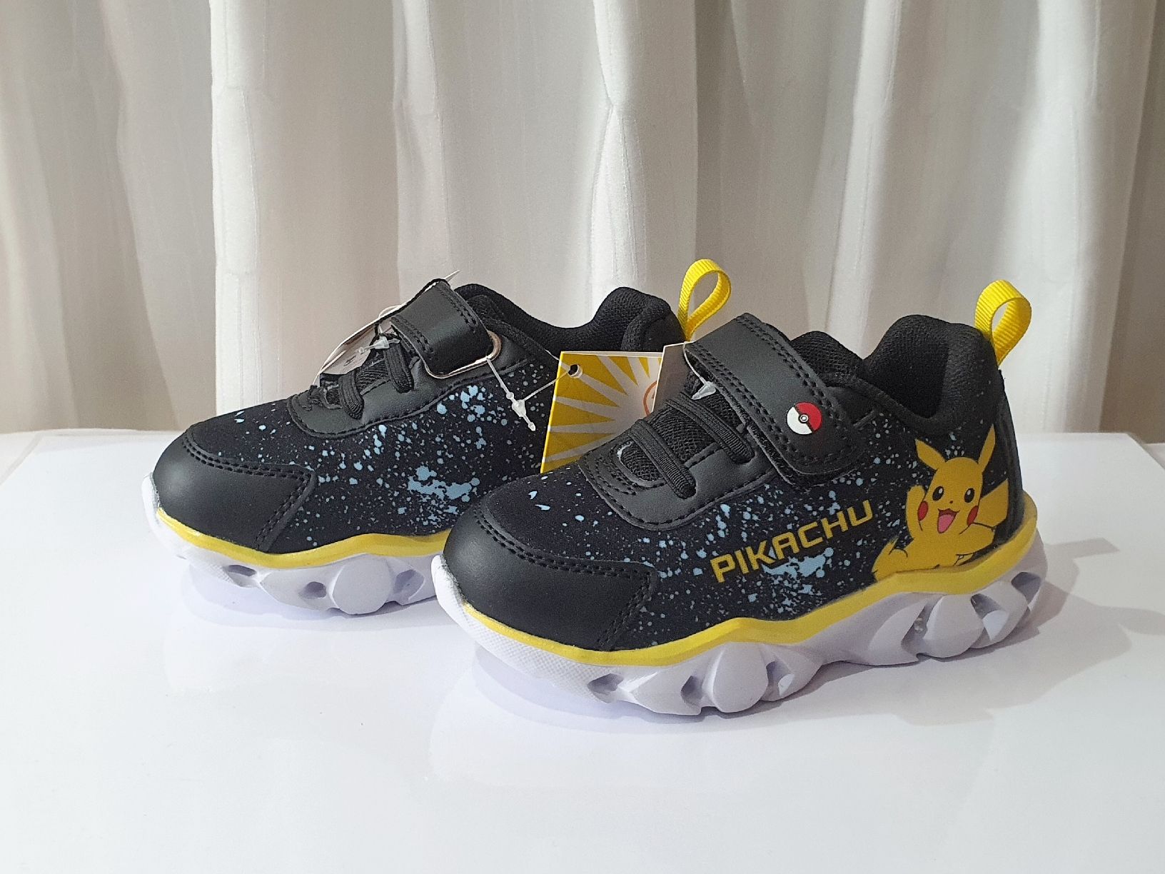 Chaussures garçon: Gr. 25 - Pokémon Lights Kinderschuhe, Neu – Neuf avec emballage d'origine à Nürensdorf par kin_2jn6