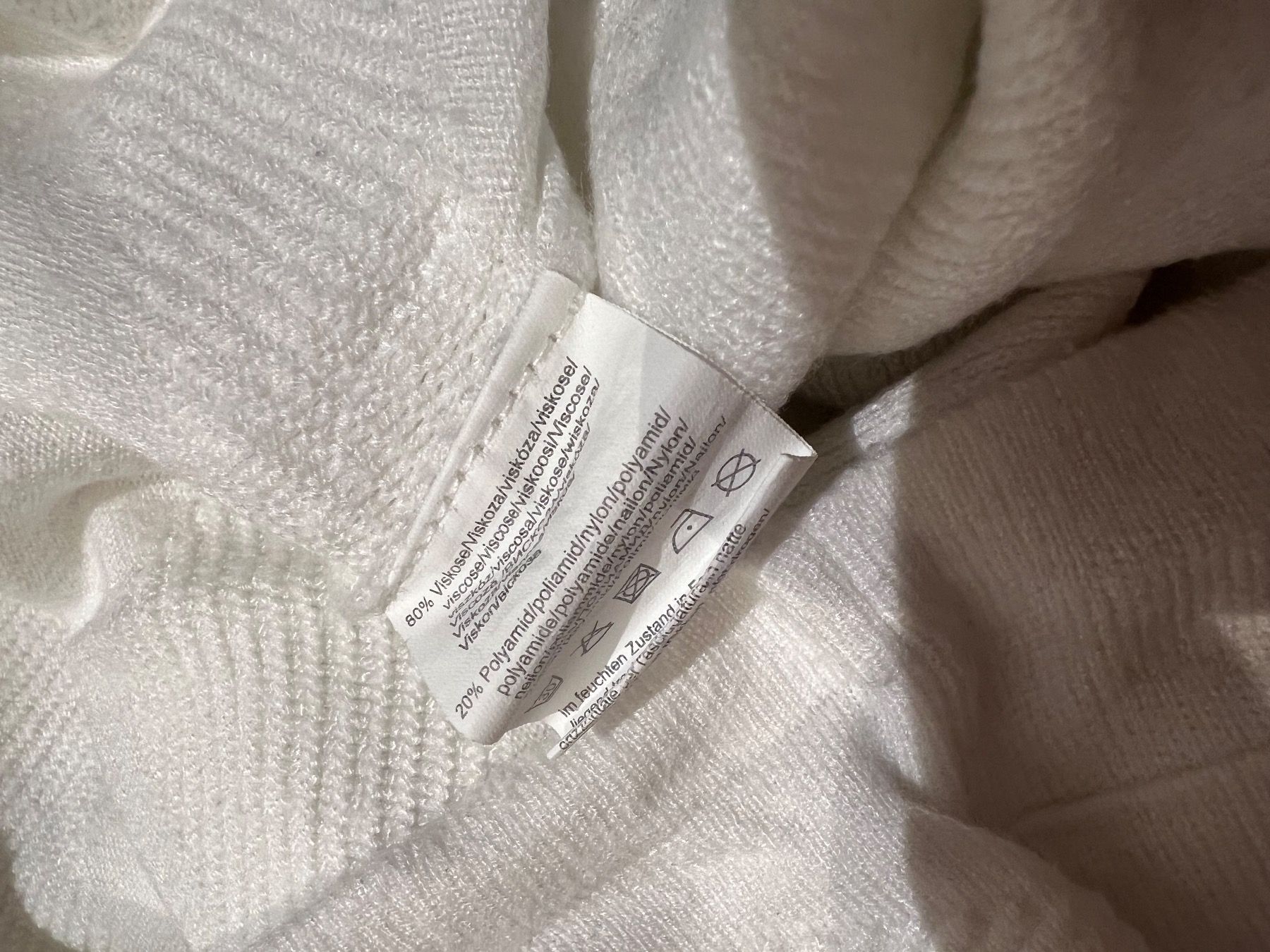 Pulls & Sweat-shirts: Pullover Weiss 34 – D'occasion à Kloten par now20160 1
