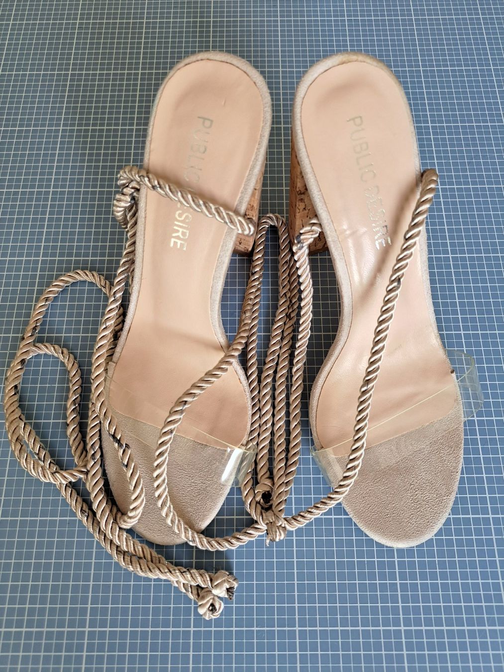 Scarpe da donna: High Heels mit Schnürung Gr. 37 – Usato da Oetwil am See venduto da Kuechenzeit