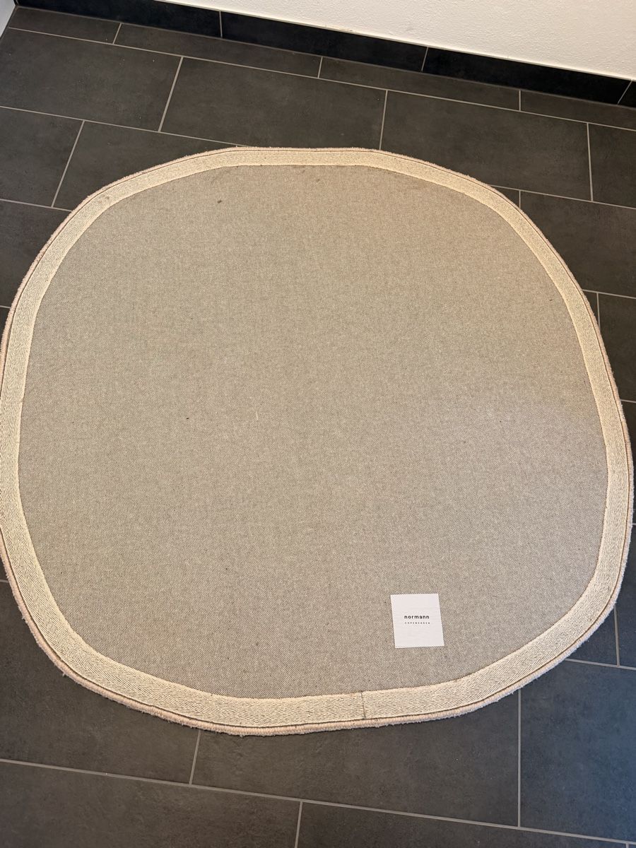 Normann Copenhagen Tappeti: Normann Copenhagen Era Rug, Beige – Nuovo (secondo la descrizione) da Basel venduto da alb_989f 2