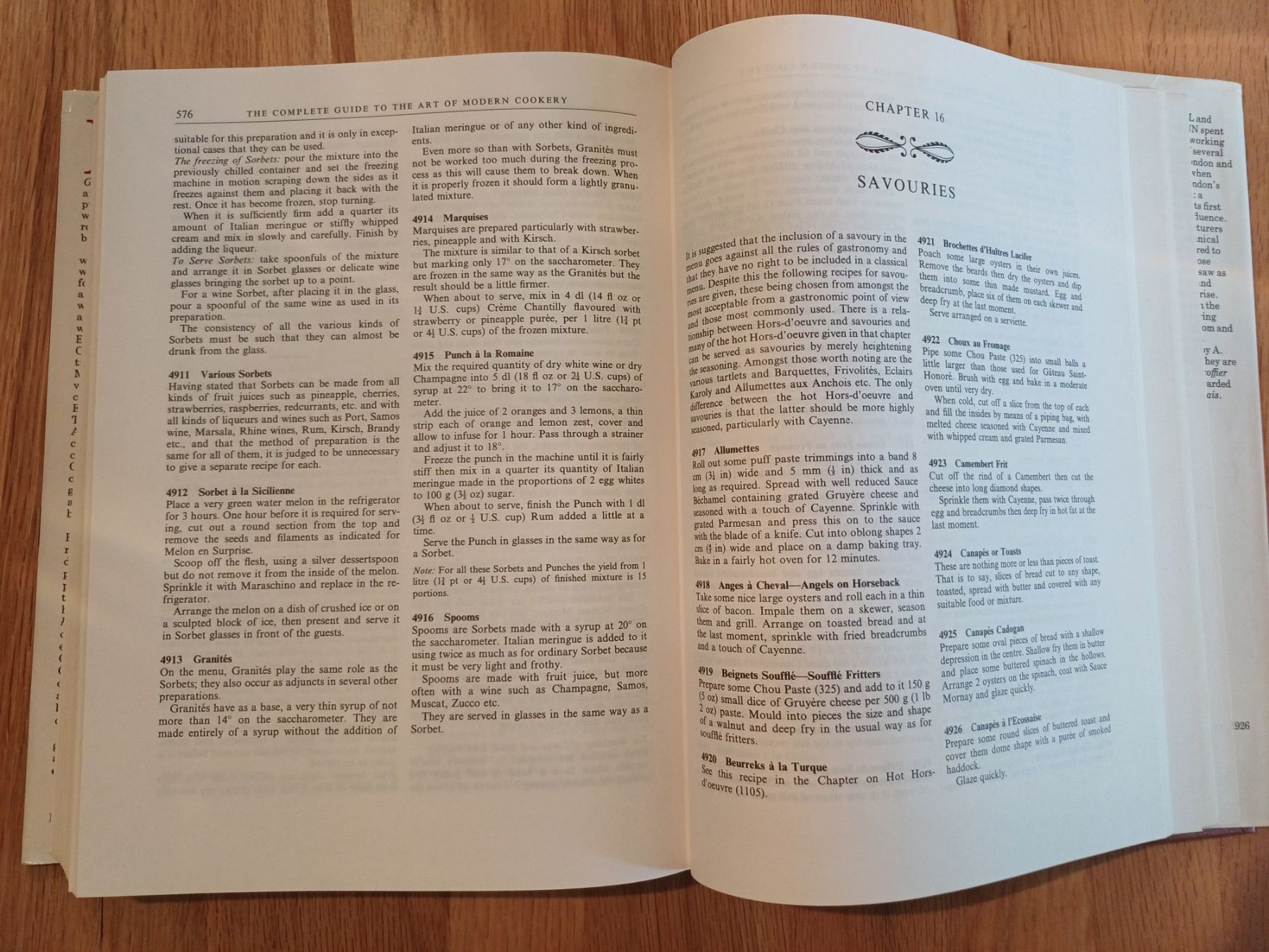 Libri: ESCOFFIER   Thje complete modern Cookery – Usato da Frick venduto da wbc 5