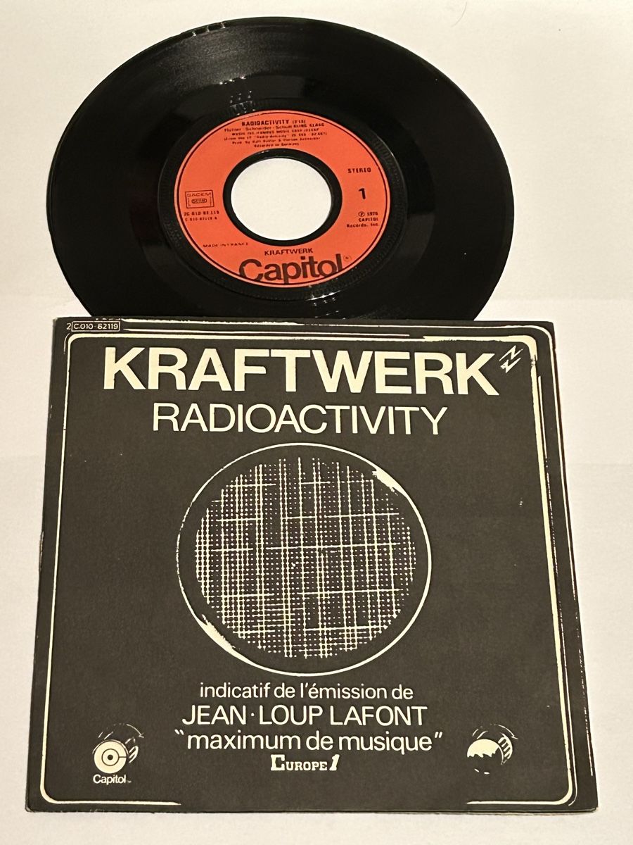 Dischi in vinile: Kraftwerk. 1976. Radioactivity – Usato da Faulensee venduto da Mizuno06
