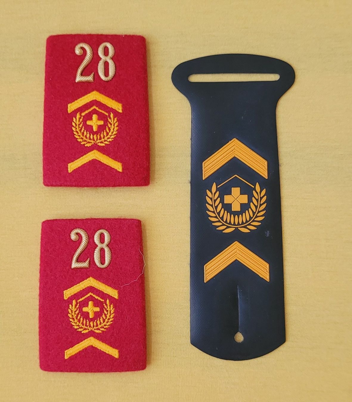 Schweizer Armee Plaketten & Abzeichen: diverse Badges (Rettungstruppen) & Abzeichen der Armee – Gebraucht aus Rotkreuz von groeli69 3
