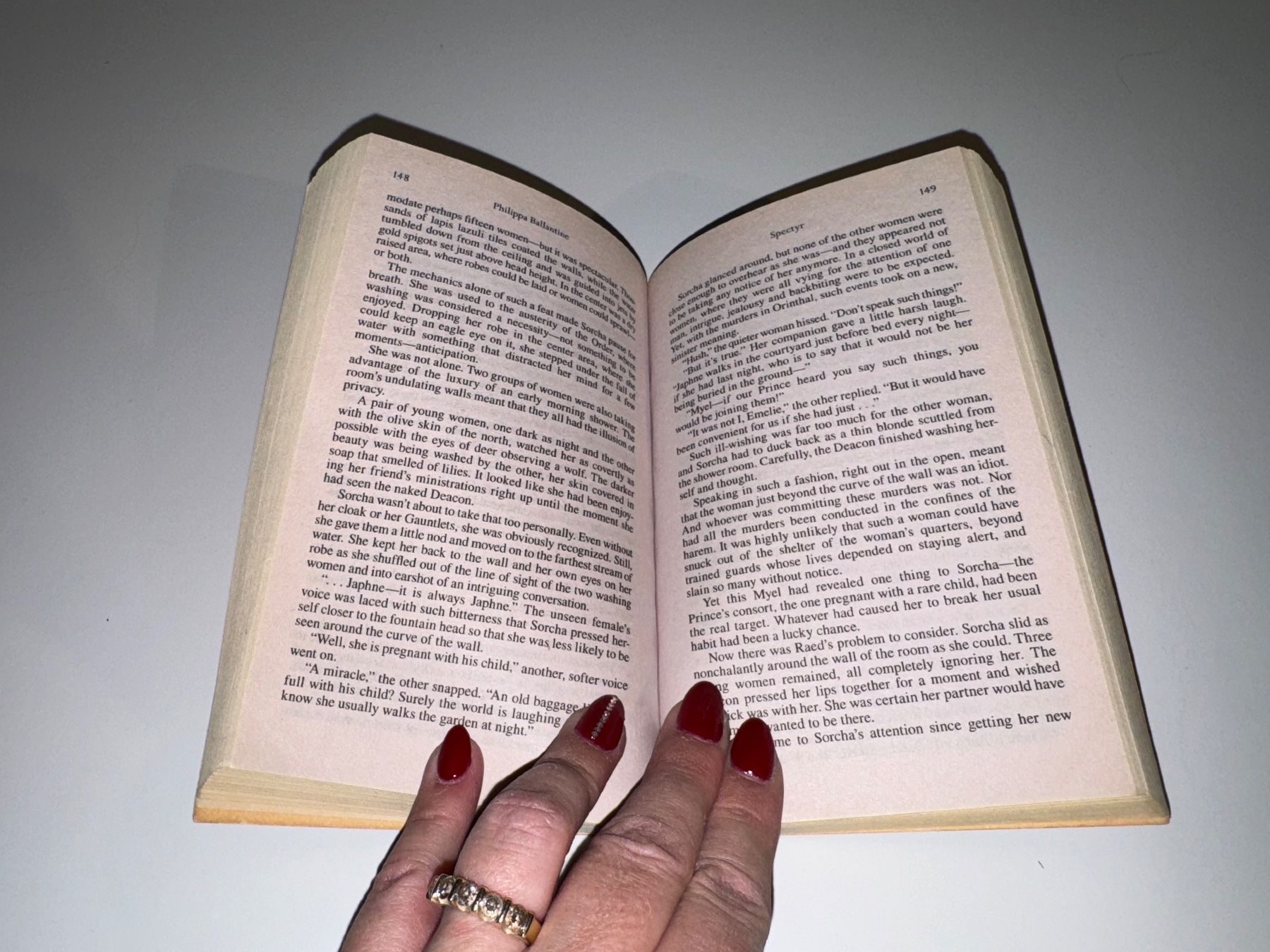 Libri: NOVEL Philippa Ballentine, Spectyr – Usato da Grosswangen venduto da English_books 7