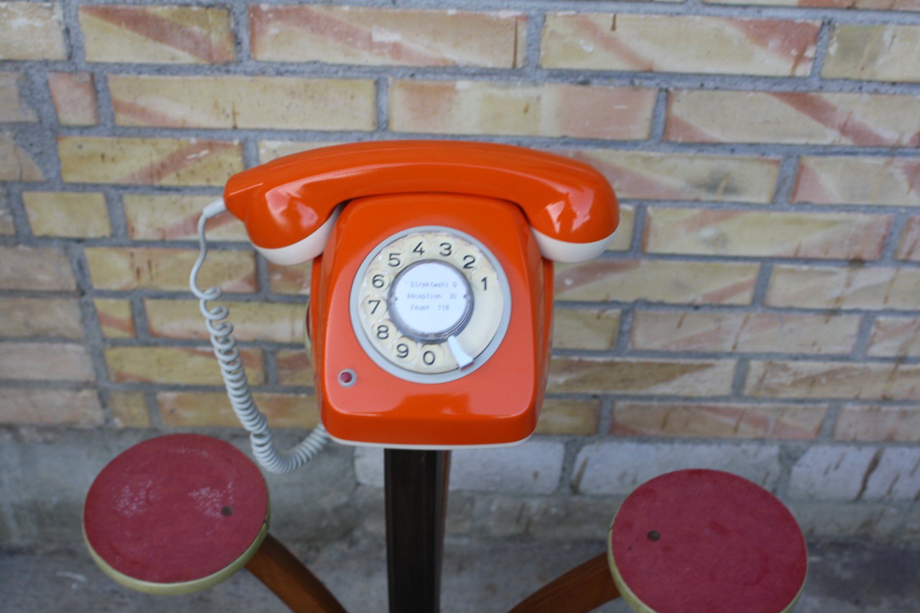 Telefoni: TELEFON VINTAGE MIT WÄHLSCHEIBE – Usato da Wauwil venduto da Pneuedy 4
