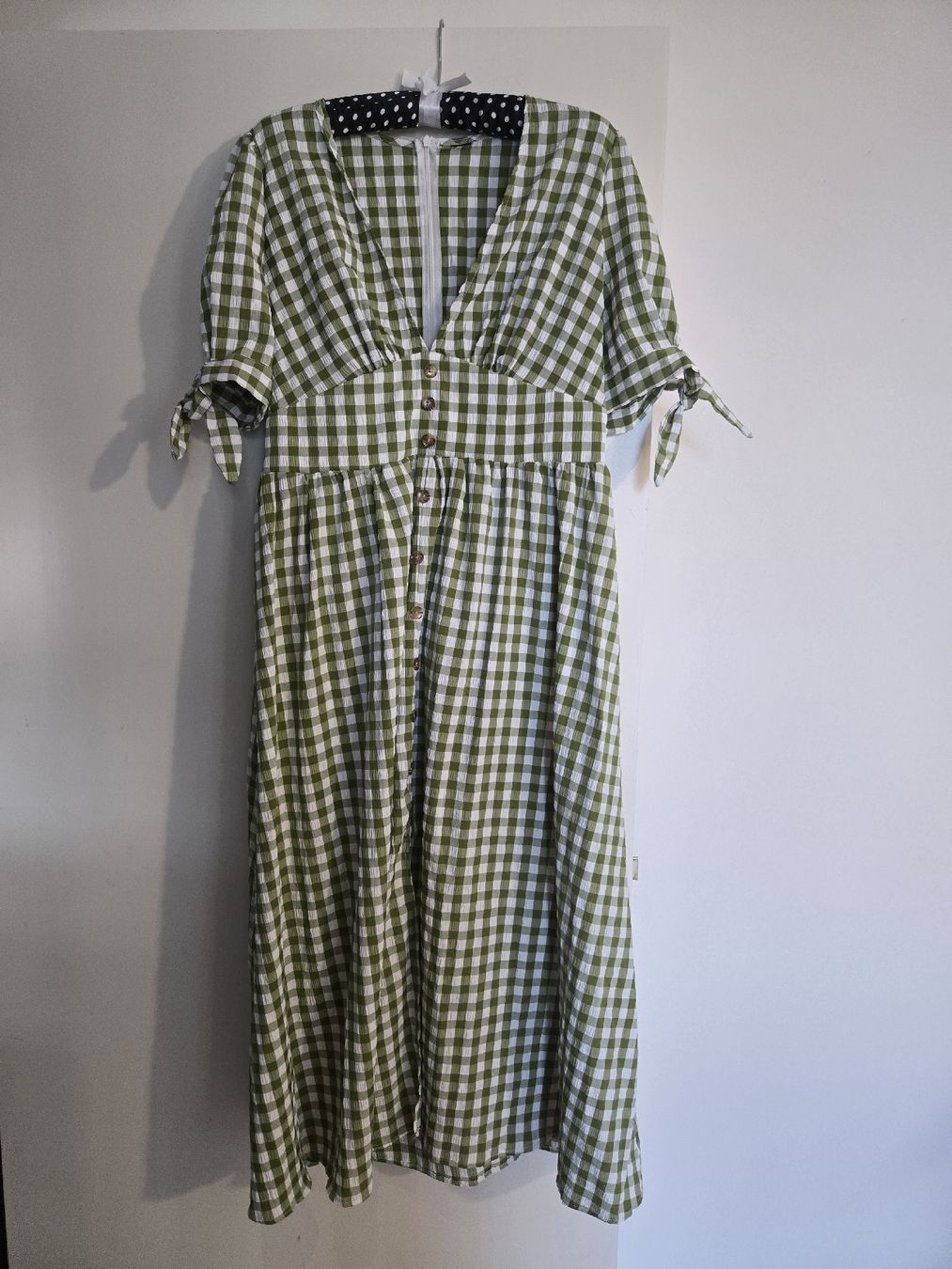 Vestiti: Kleid Karomuster Grösse L wie neu – Nuovo (secondo la descrizione) da Dübendorf venduto da Timulka