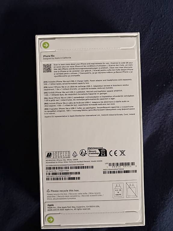 Telefoni cellulari / Smartphones: iPhone 16e Neu und ungeöffnet  – Usato da Arbon venduto da dan_68b7 1