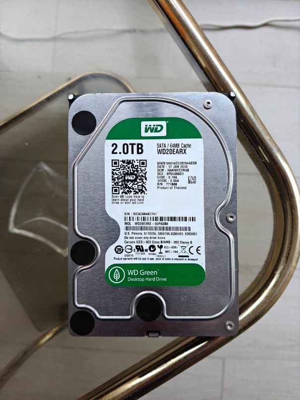 Western Digital Dischi rigidi: Western Digital Green 2TB HDD – Usato da Basel venduto da 69a_5tn8 2