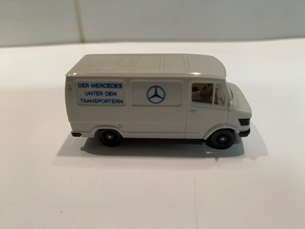 Mercedes-Benz 280-282 Kasten Wiking 1-87 221 1