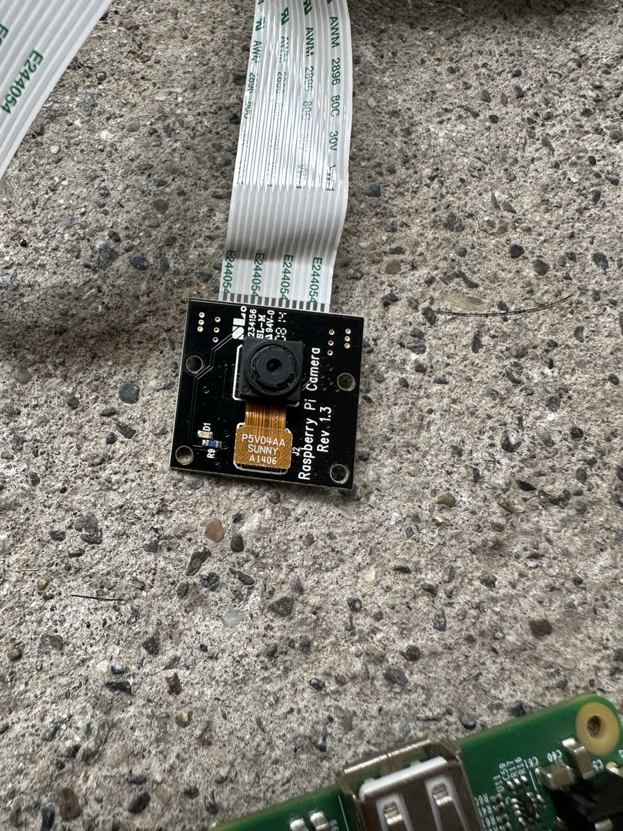 Raspberry Pi PCs: 4x Raspberry Pi Model A+ mit 4x Kamera Modul gebraucht – Gebraucht aus Dottikon von chline.rote.traktor 5