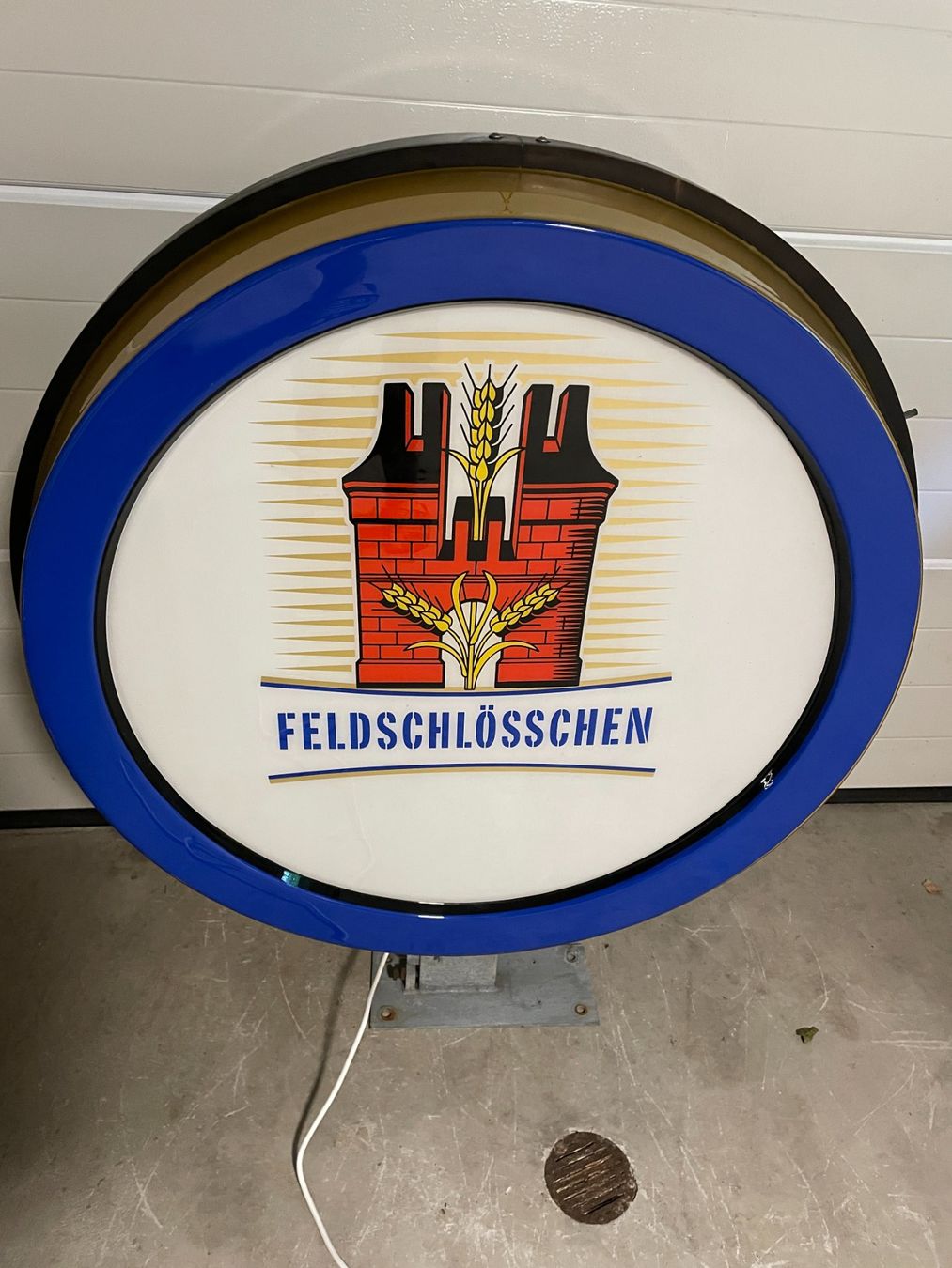 Lampade: Feldschlösschen Bier Leuchtreklame – Usato da Ettingen venduto da Donald4107 2