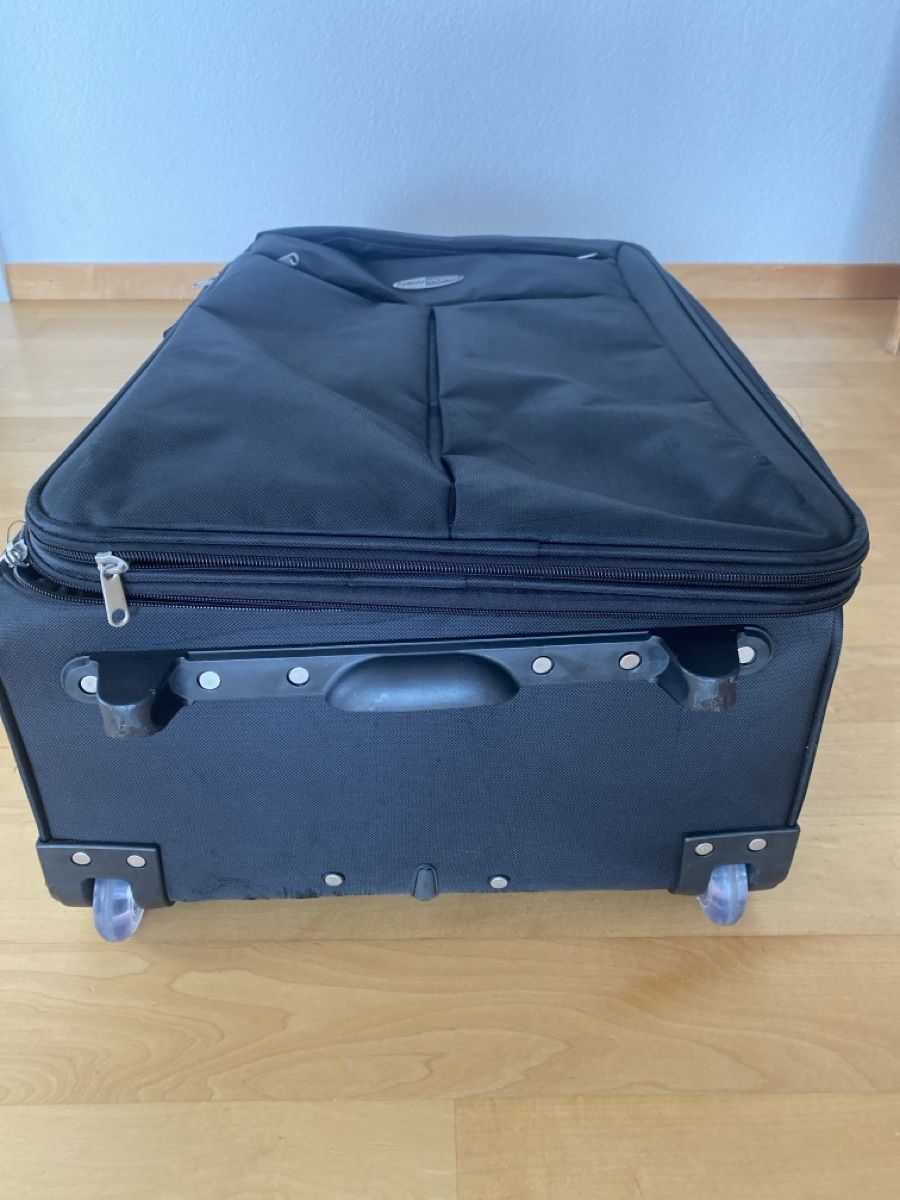 Reisekoffer: Grosser  Reisekoffer schwarz - gratis – Gebraucht aus Rorschach von gentlemenbodensee 3