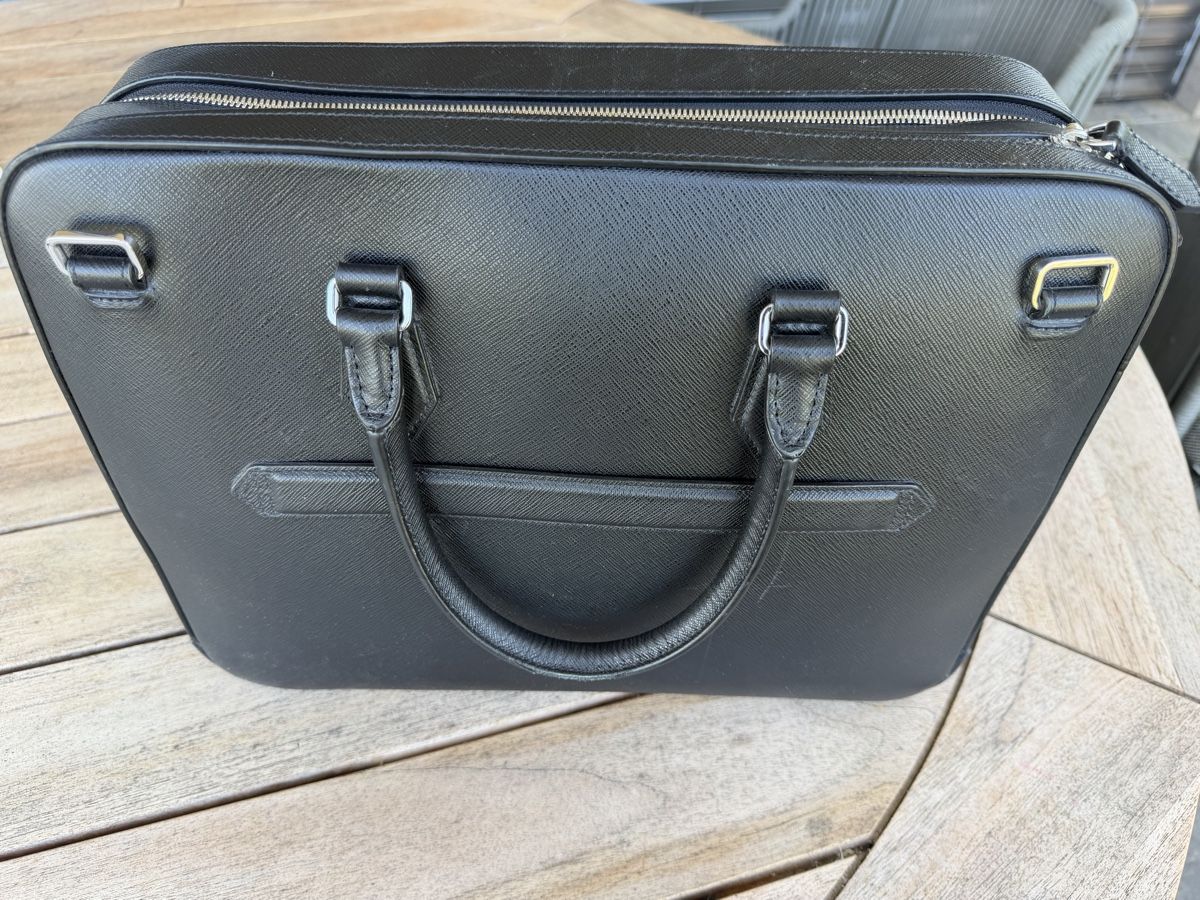 Montblanc Koffer & Taschen: Grosse Montblanc Aktentasche – Gebraucht aus Frasnacht von EliaBruno 7