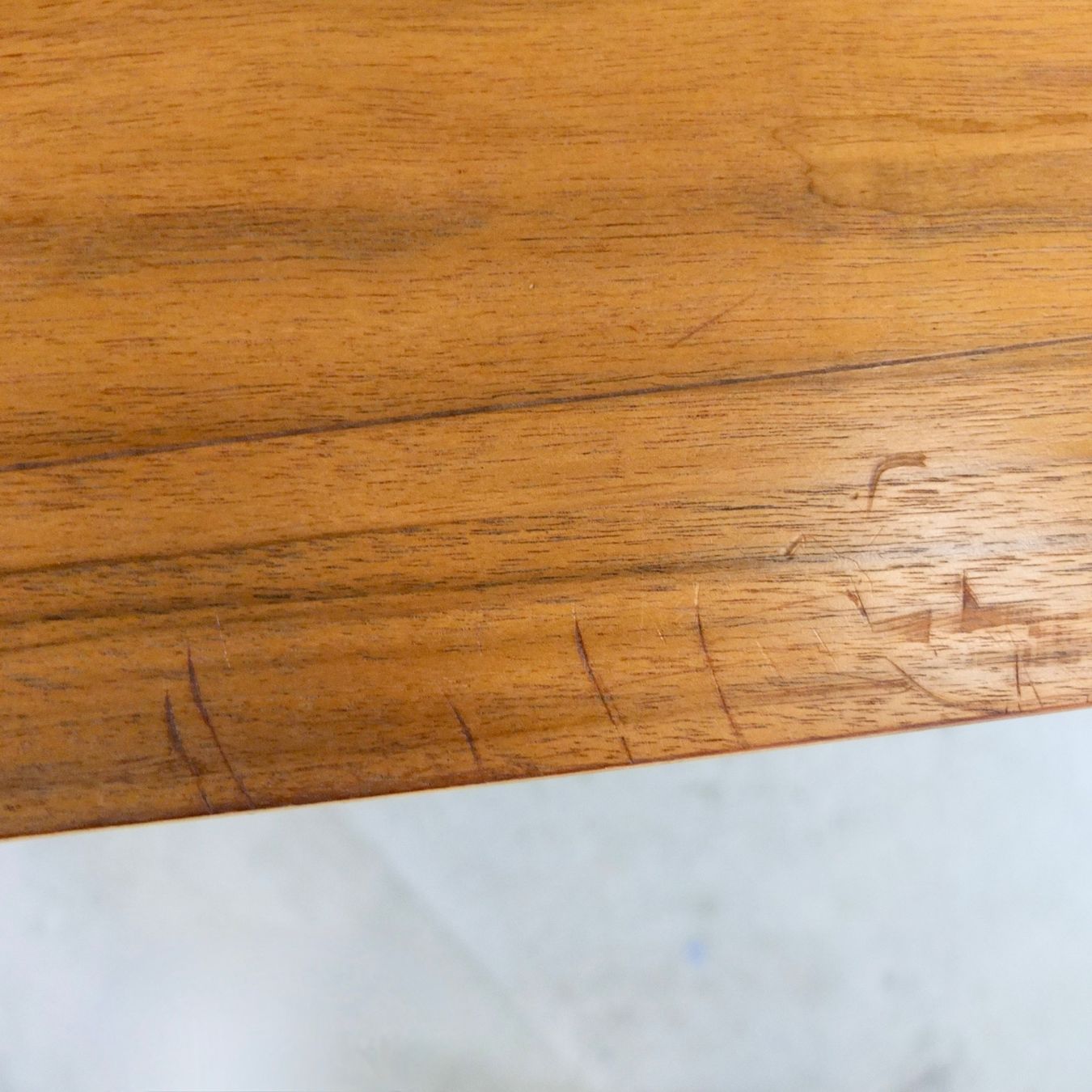 Atelier Alinea Tavoli: Atelier Alinea Uni Standard Tisch 160cm – Usato da Basel venduto da Brocki-auf-dem-Wolf 7