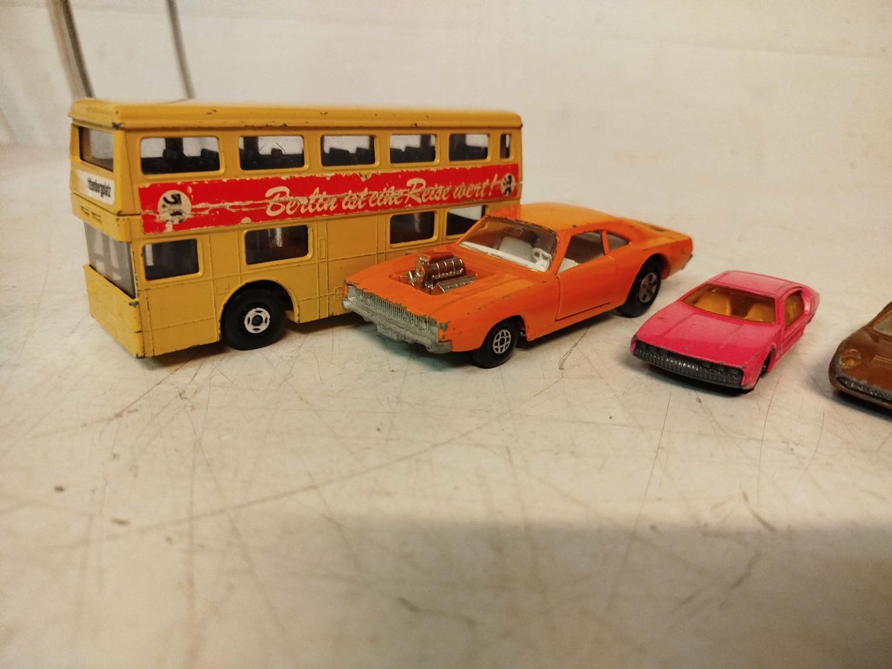 Matchbox Modellautos: 9 X Matchbox – Gebraucht aus La Chaux-de-Fonds von Emmaus2300CDF 2