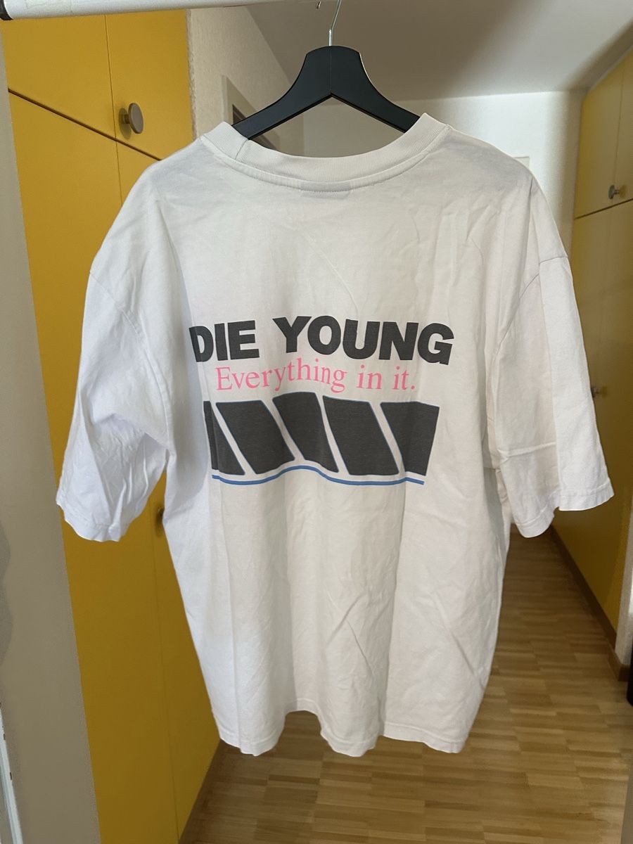 Live Fast Die Young T-Shirts: LFDY T-Shirt Grösse L – Gebraucht aus Frenkendorf von Lele2110 1