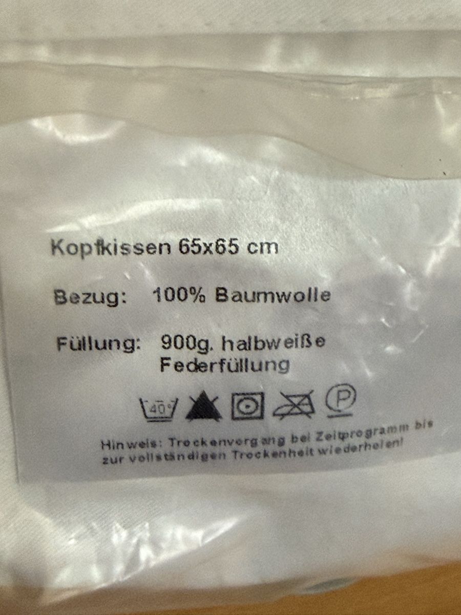 Coussins: Kopfkissen NEU – Neuf avec emballage d'origine à Winterthur par Montreal63 3