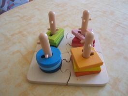 Holzspielzeug/ Puzzle