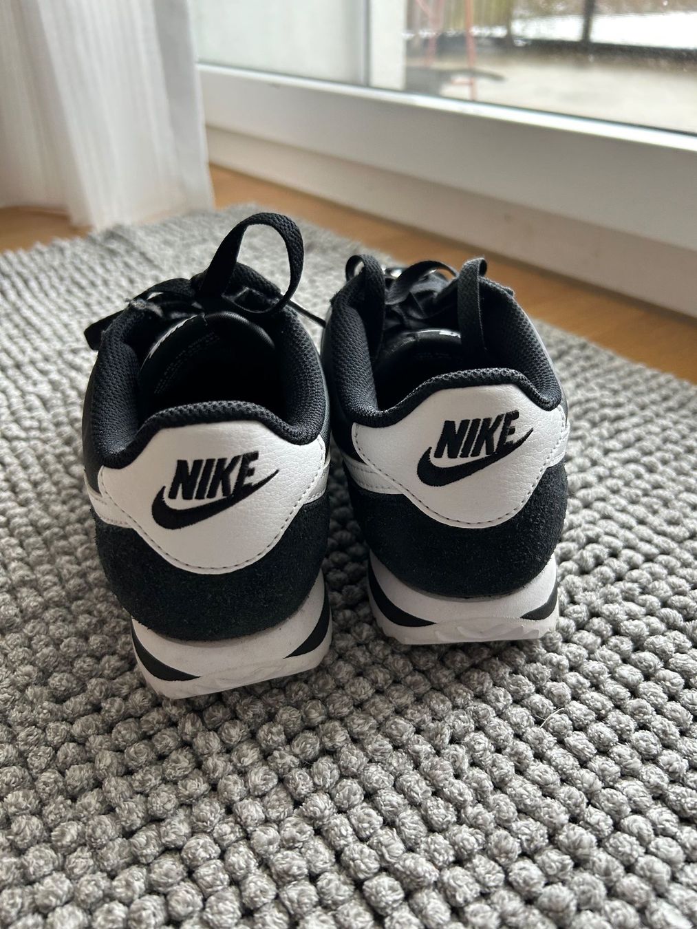 Nike Scarpe da donna: Nike Sneakers Gr. 37.5 – Nuovo (secondo la descrizione) da Feuerthalen venduto da Anna_Swift 4