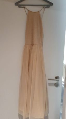 Wunderschönes Kleid mit Stickerei, Plissee-Rock beige Gr.34