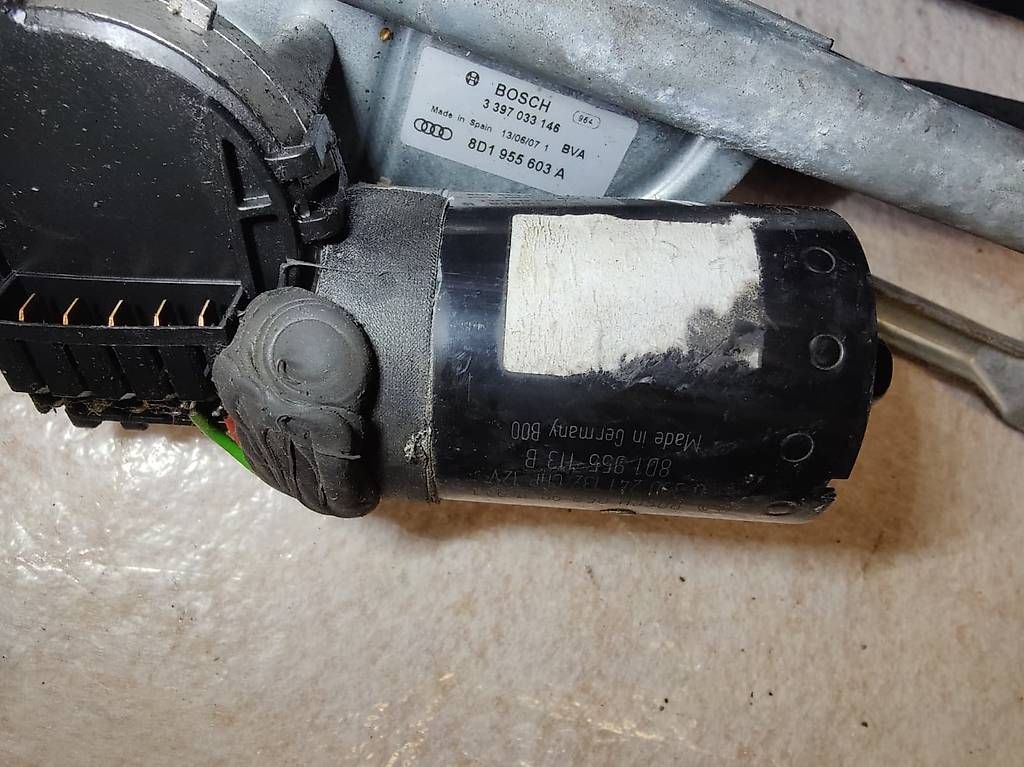 Tutti pezzi di ricambio auto: Wischergestänge inkl. Motor Passat 3B/B5 – Usato da Altdorf UR venduto da Gufler6460 2