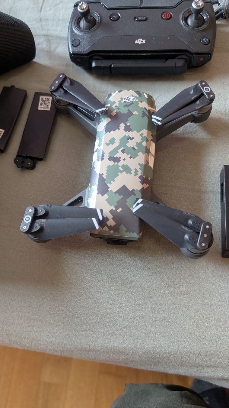 DJI Modellismo RC: Drone DJI Spark Camouflage – Difettoso da Bremblens venduto da boyav 1