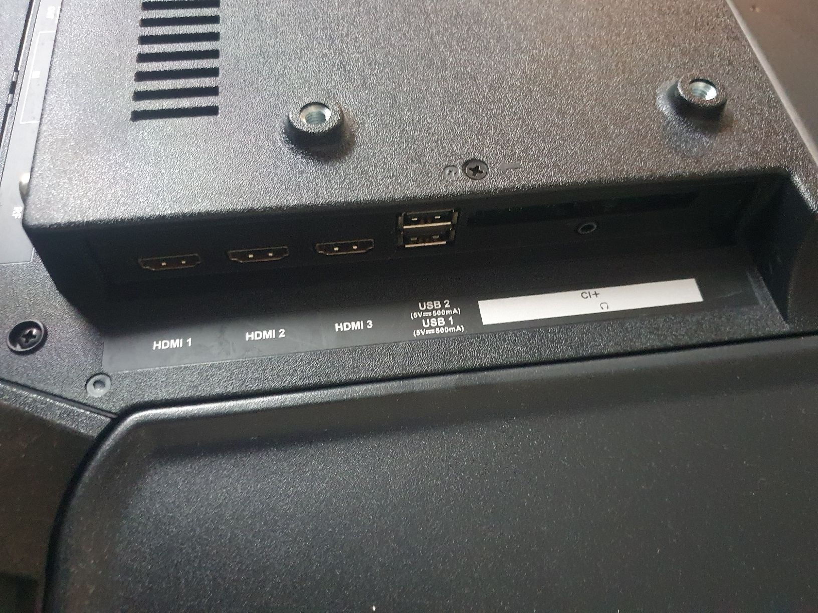Roadstar Televisori: Tv Roadstar 32 Zoll – Nuovo (secondo la descrizione) da Muttenz venduto da Ela_Manu 3