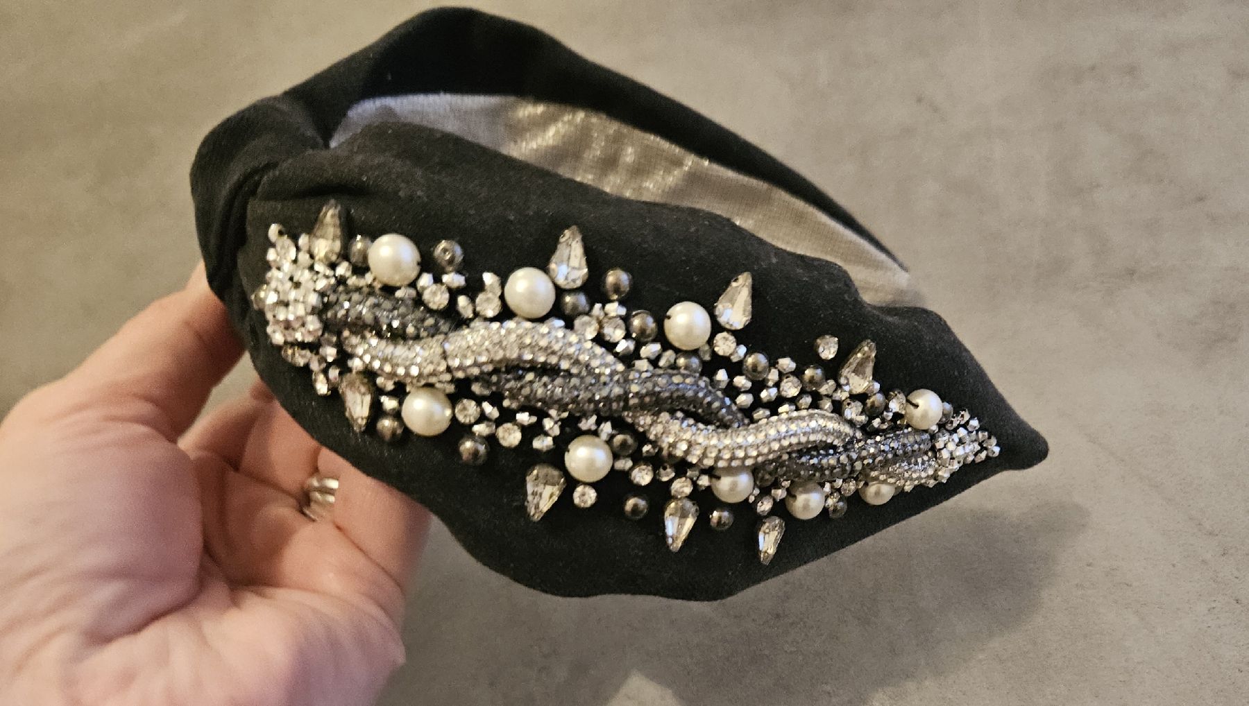 Accessori per capelli: Namjosh Haarreif mit Perlen & Steinen – Usato da Bünzen venduto da Milly32 1