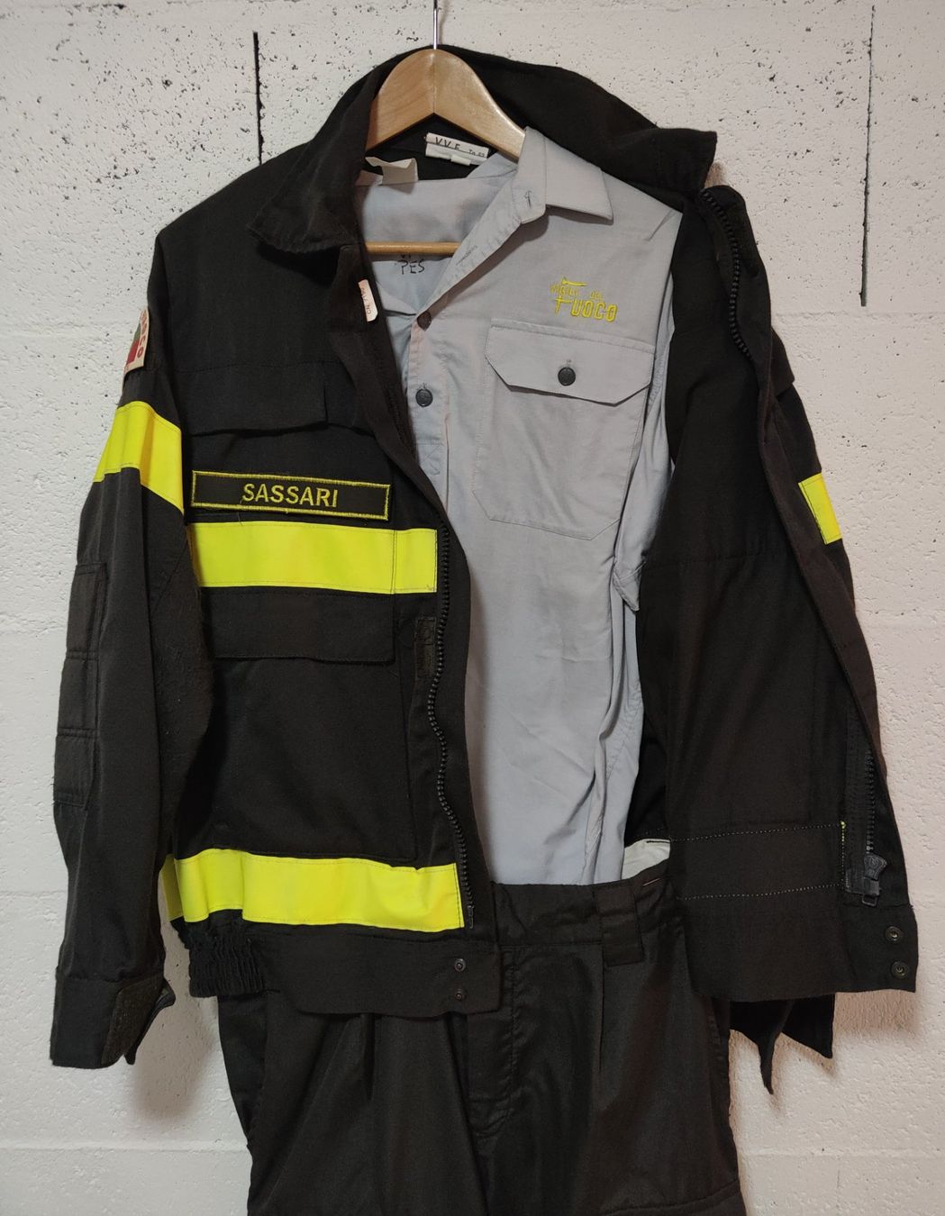 Uniformi: Tenue pompier Italienne – Usato da Payerne venduto da jacmar 3