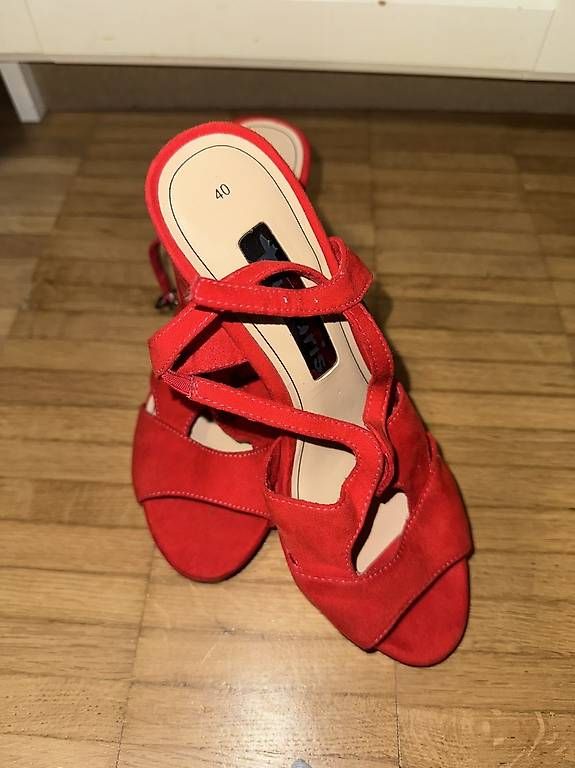 Scarpe da donna: Talon tamaris  – Usato da Lausanne venduto da ahm_9l9k 1