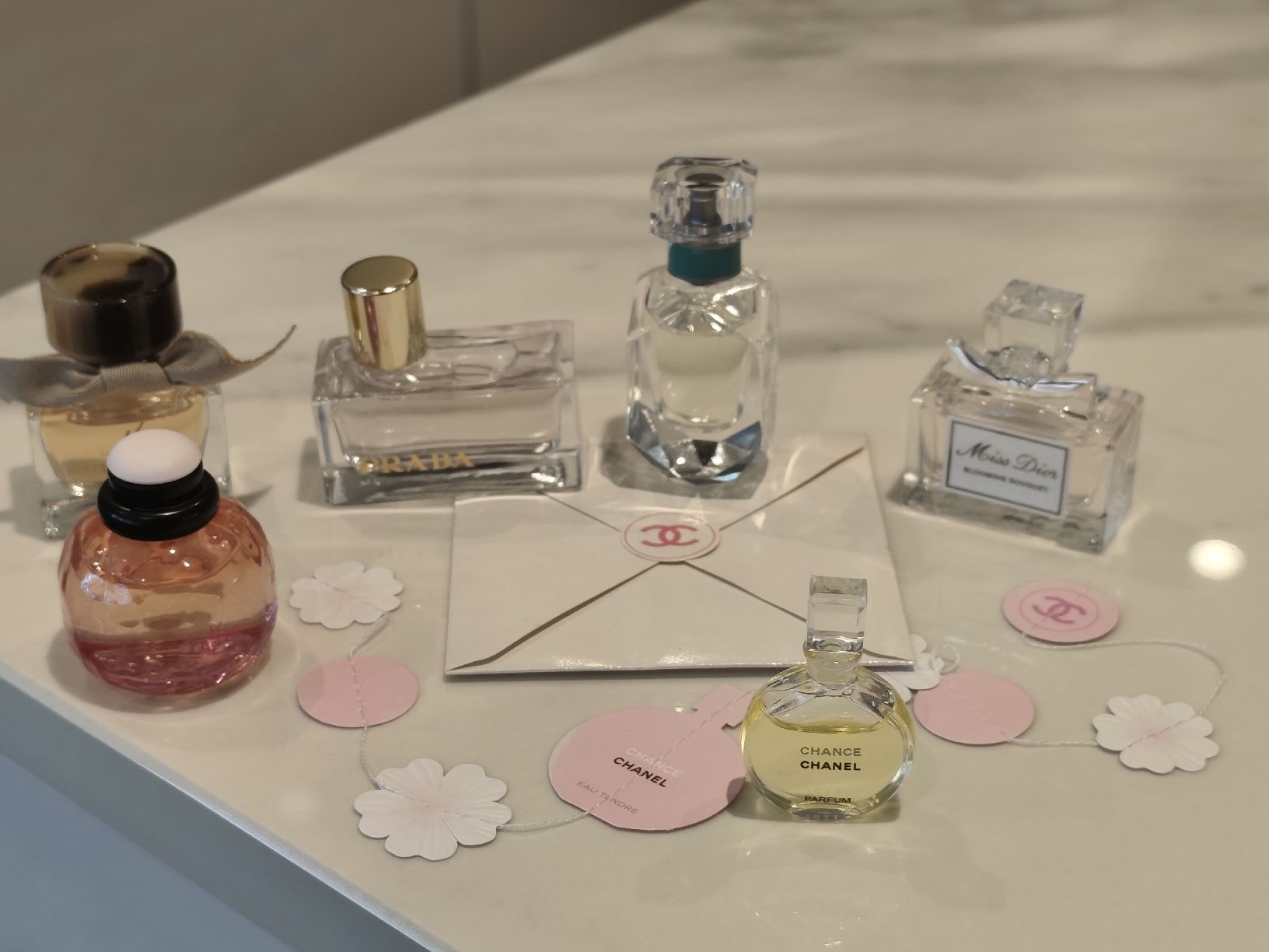 Profumi & Eau de Toilette: parfume collection miniature set  – Usato da Männedorf venduto da Ursik_OnlineShop 1